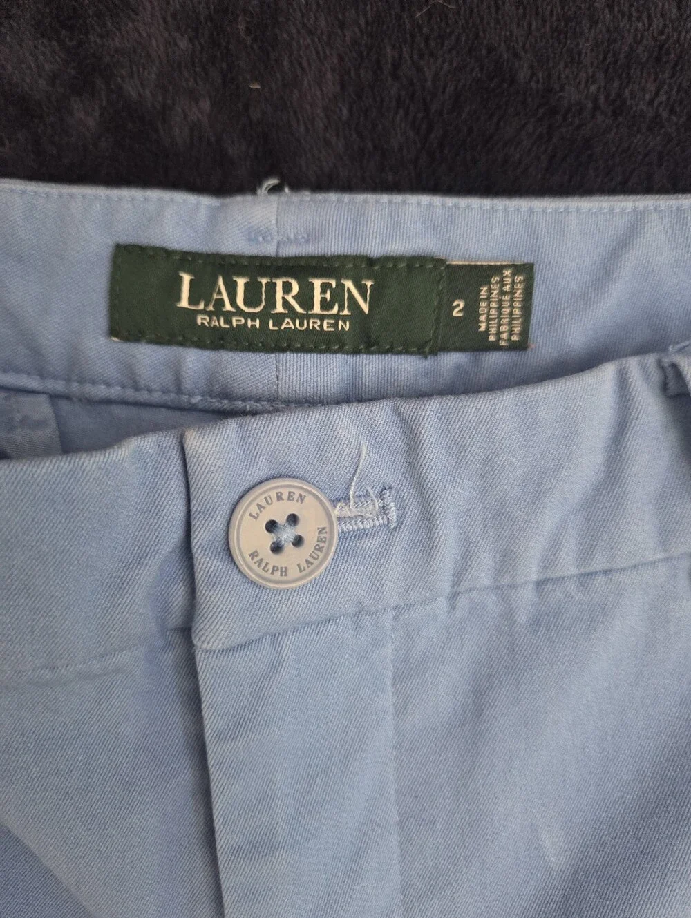 Ralph Lauren Blue Flat Front Women's Shorts. Size 2